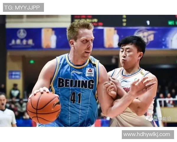 重庆篮球队近期状态分析与未来发展展望探讨 重庆篮球队近期状态分析与未来发展展望探讨