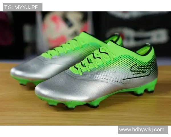 目前各大足球明星所穿足球鞋的品牌与特点分析